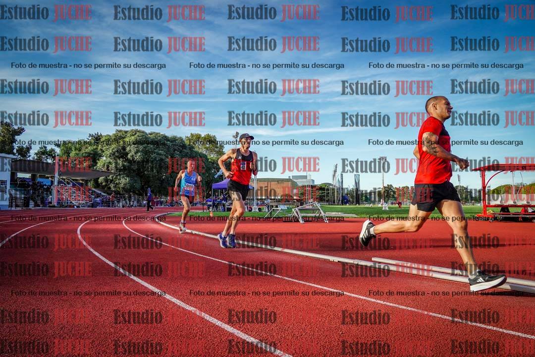 Fotos de los 1500 m llanos de varones