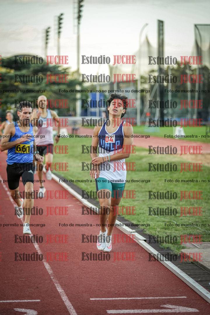 Fotos de los 1500 m llanos de varones