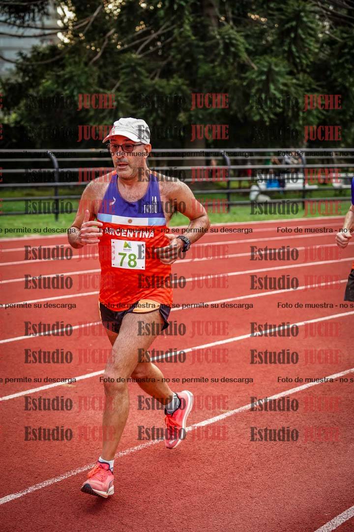 Fotos de los 3000 m llanos de varones