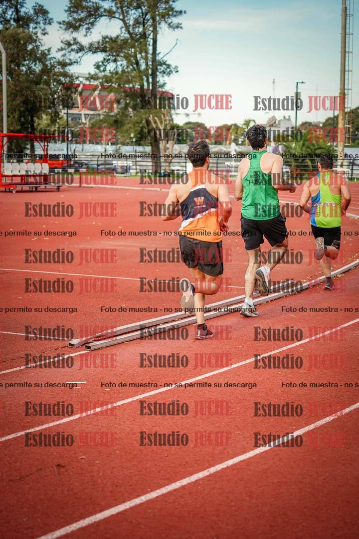 Fotos de los 3000 m llanos de varones
