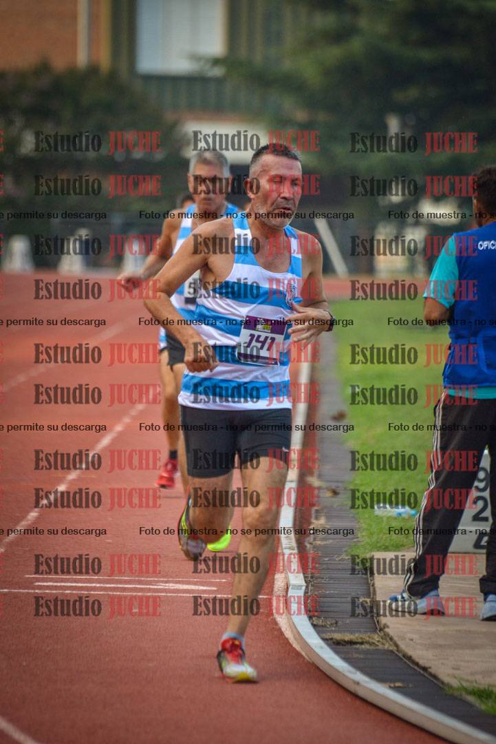 Fotos de los 3000 m llanos de varones