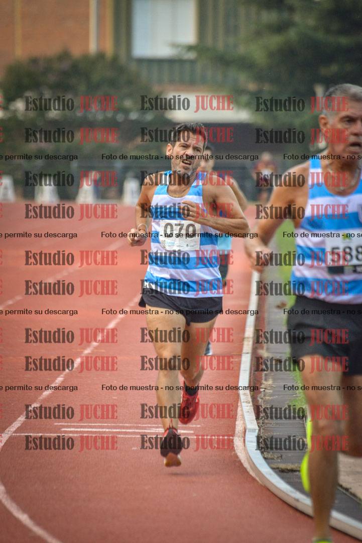Fotos de los 3000 m llanos de varones