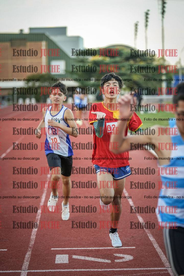 Fotos de los 1500 m llanos de varones