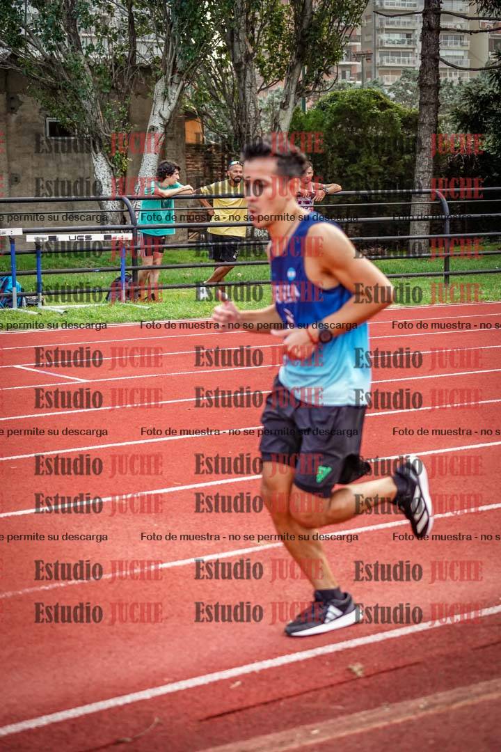 Fotos de los 3000 m llanos de varones