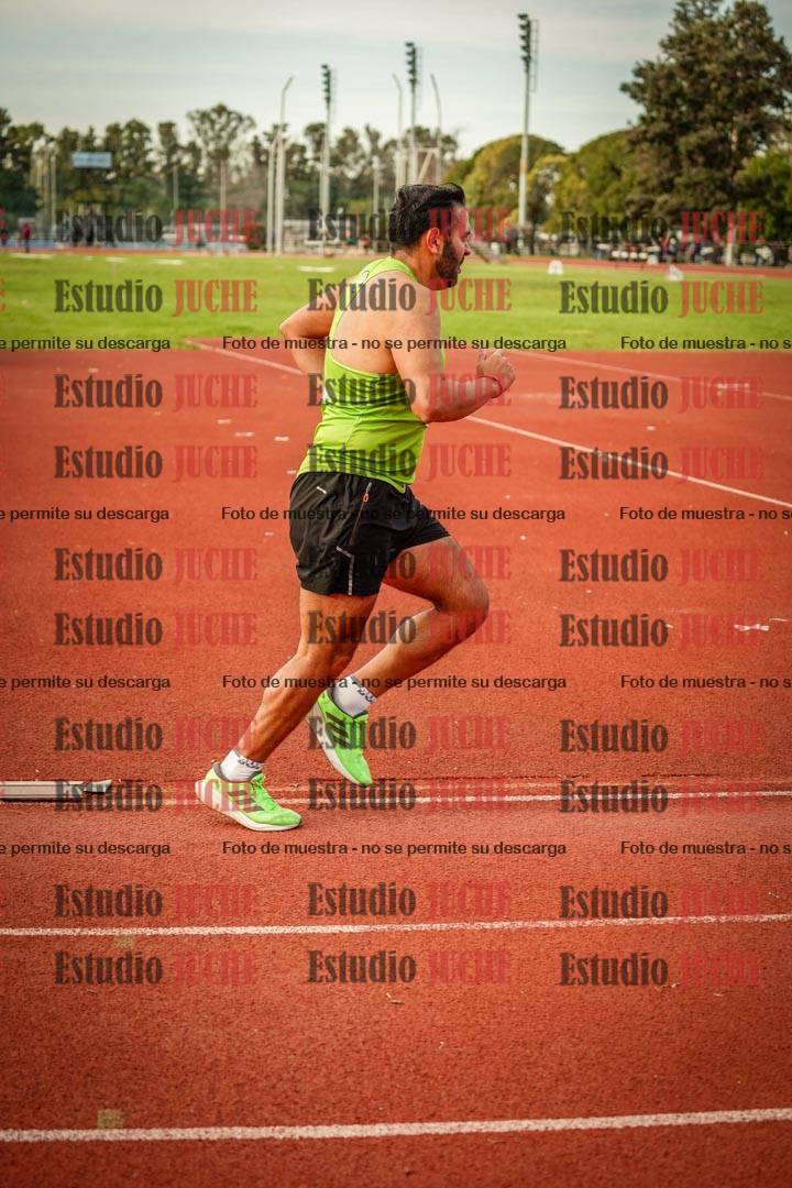 Fotos de los 3000 m llanos de varones