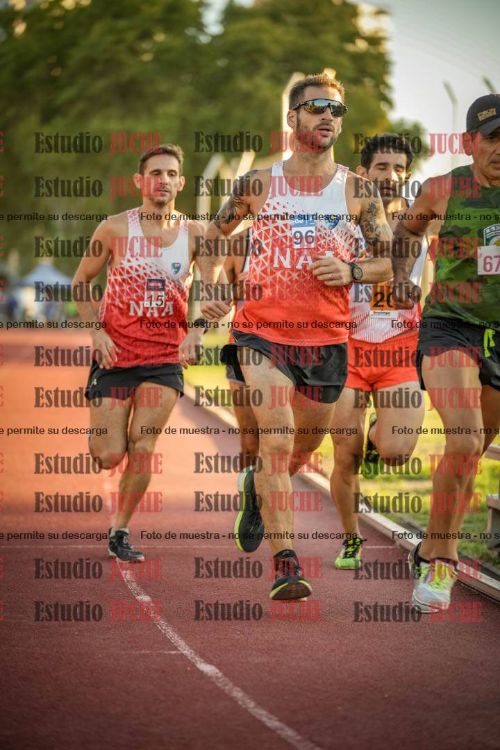 Fotos de los 3000 m llanos de varones