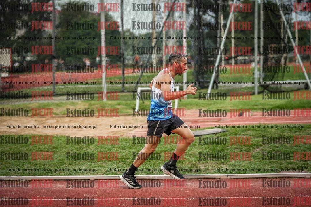 Fotos de los 3000 m llanos de varones