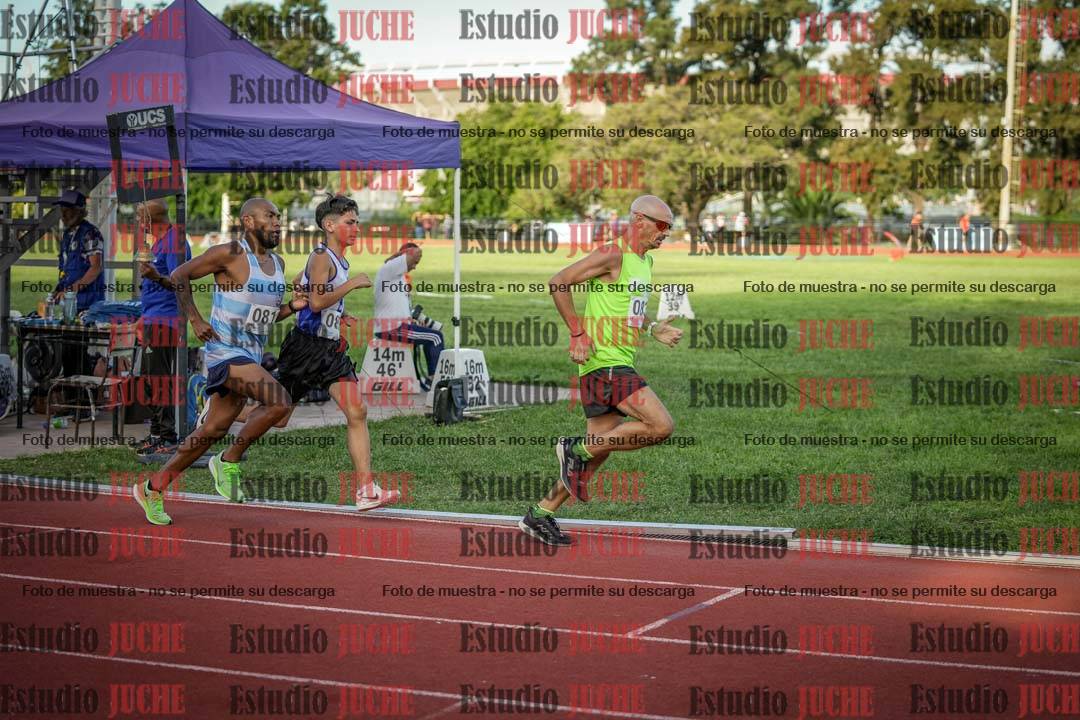 Fotos de los 1500 m llanos de varones