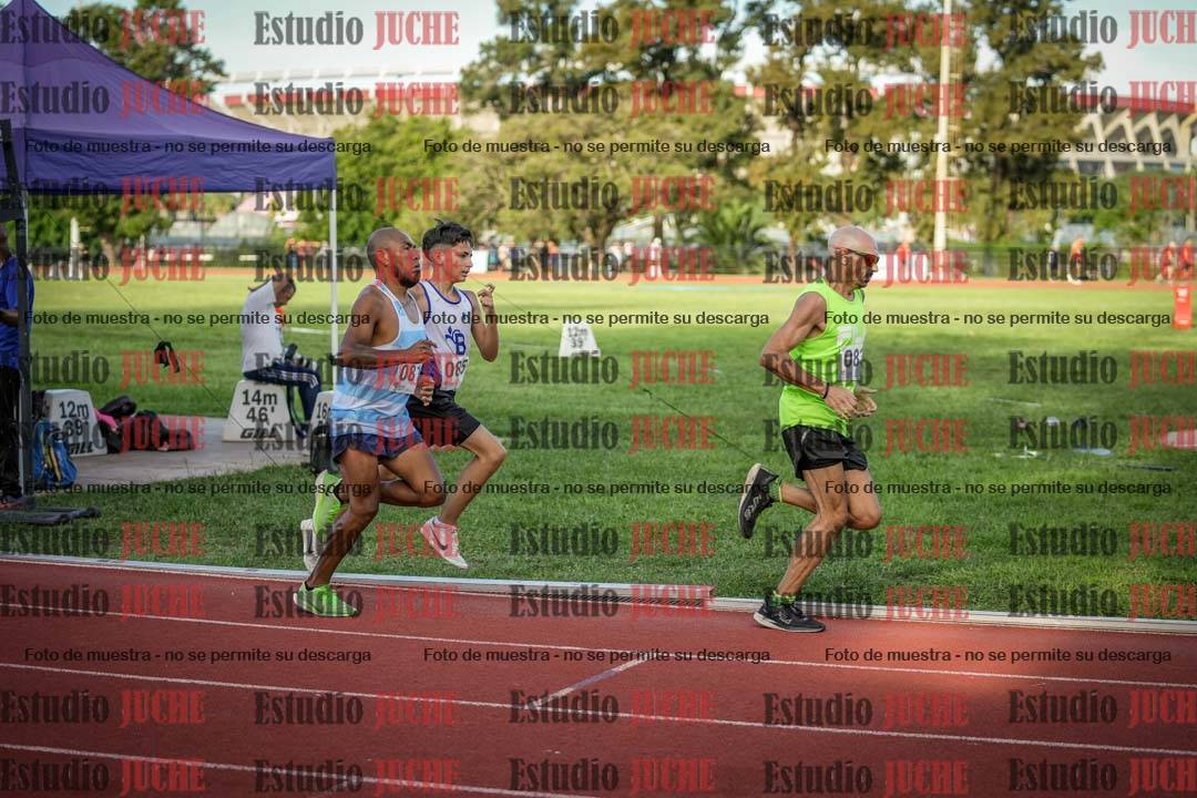Fotos de los 1500 m llanos de varones