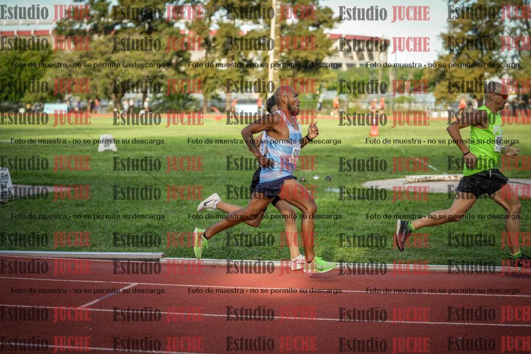 Fotos de los 1500 m llanos de varones