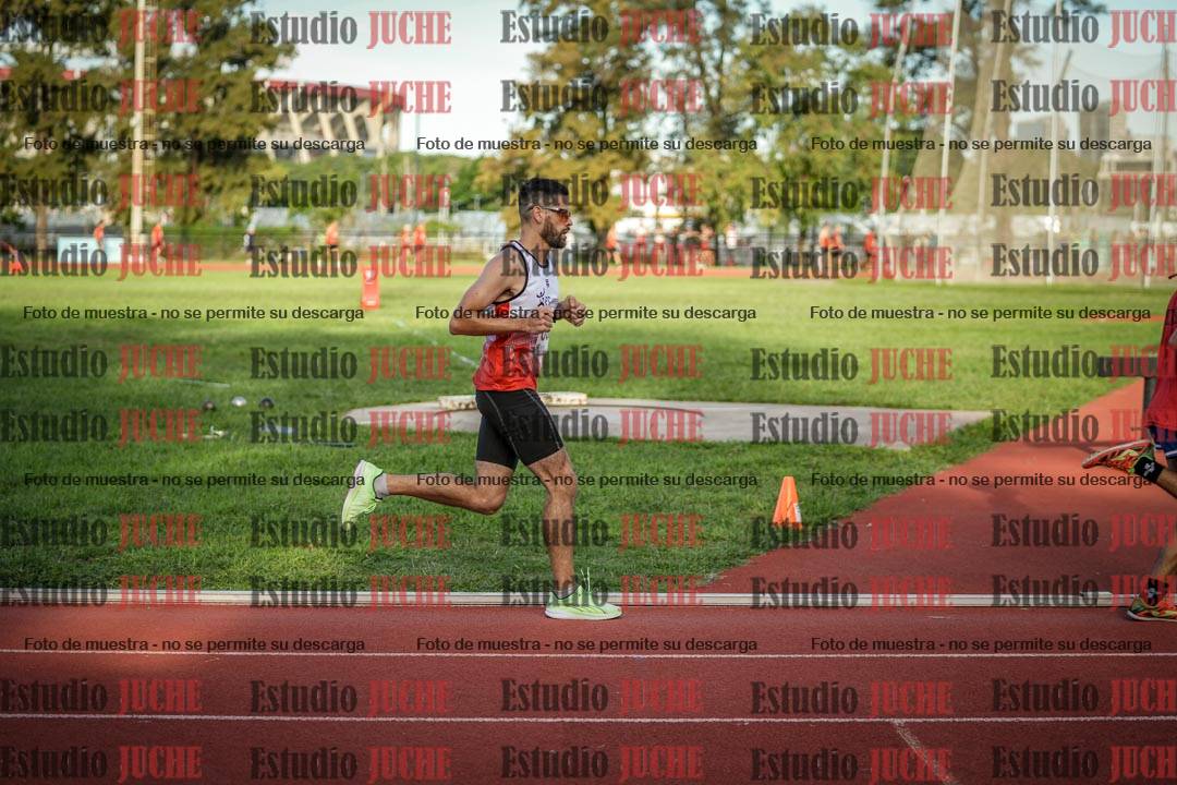 Fotos de los 1500 m llanos de varones