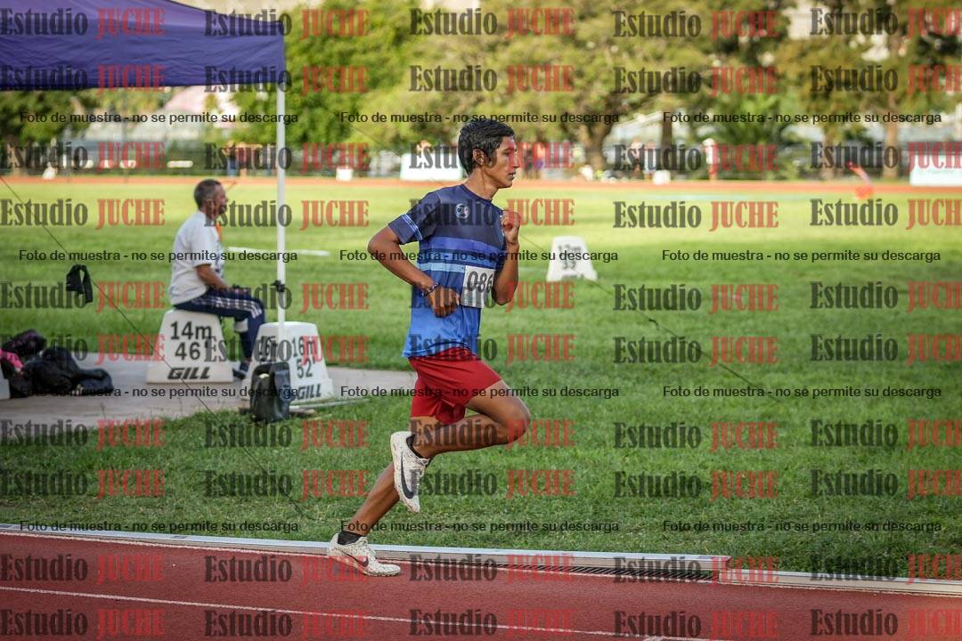 Fotos de los 1500 m llanos de varones