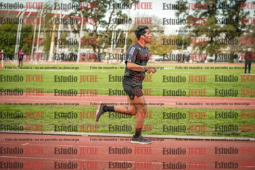 Fotos de los 3000 m llanos de varones