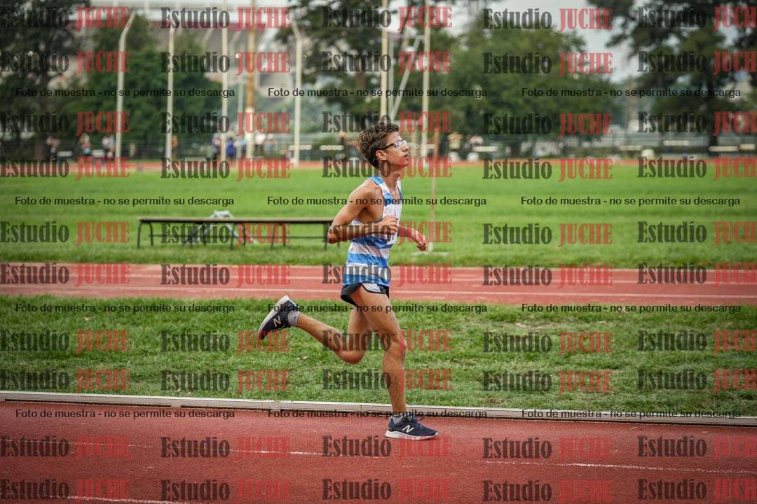 Fotos de los 3000 m llanos de varones