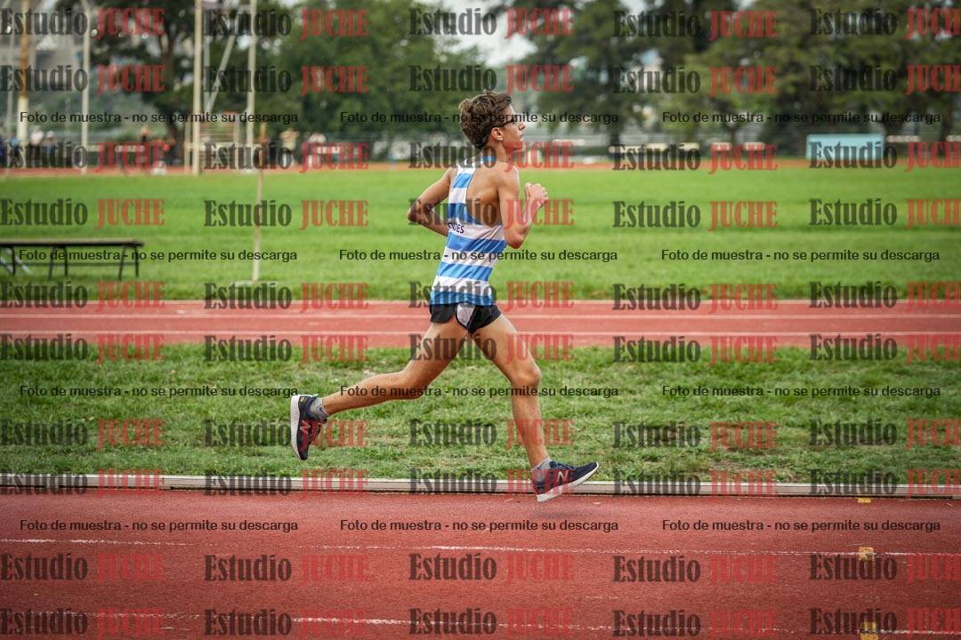 Fotos de los 3000 m llanos de varones
