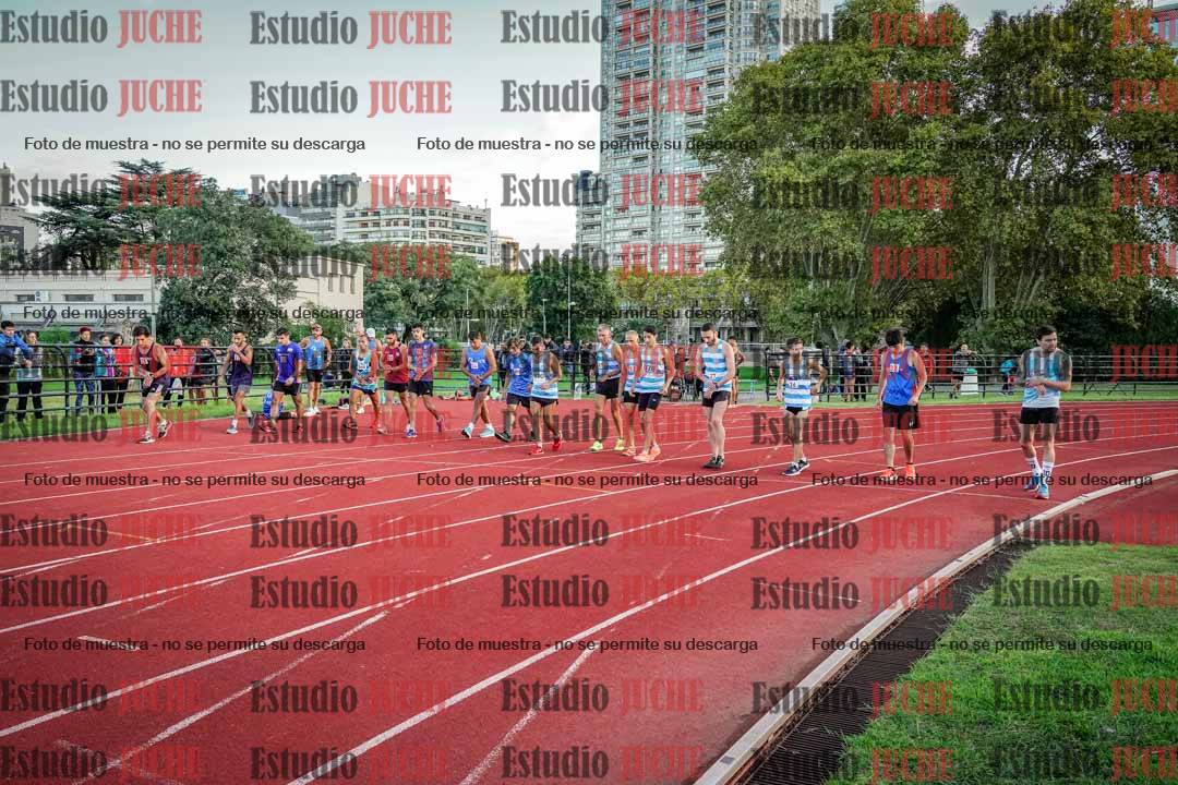 Fotos de los 1500 m llanos de varones