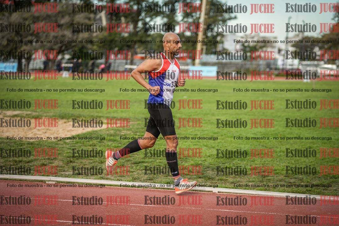 Fotos de los 3000 m llanos de varones