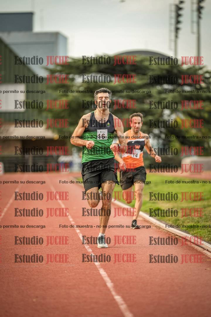 Fotos de los 3000 m llanos de varones