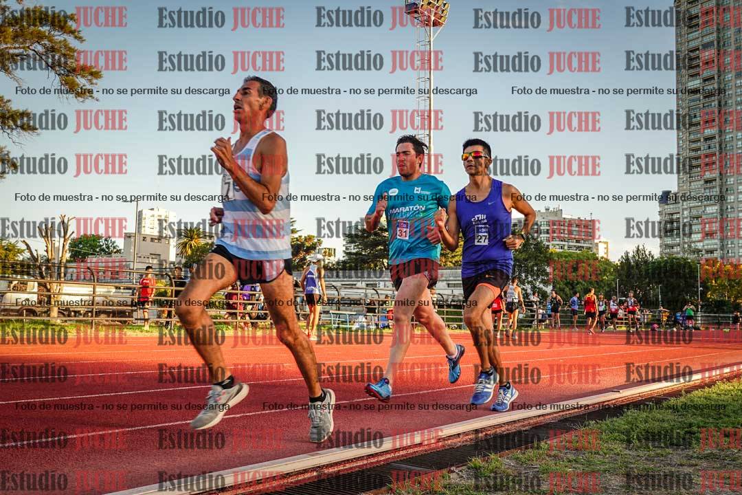 Fotos de los 3000 m llanos de varones