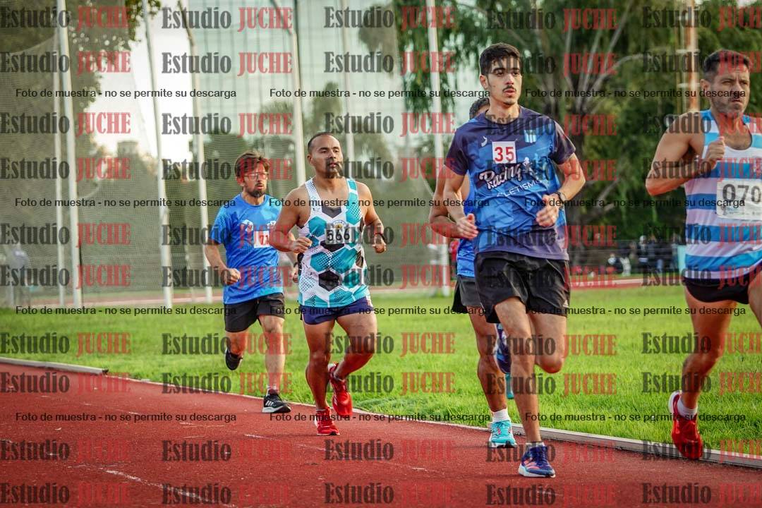 Fotos de los 1500 m llanos de varones