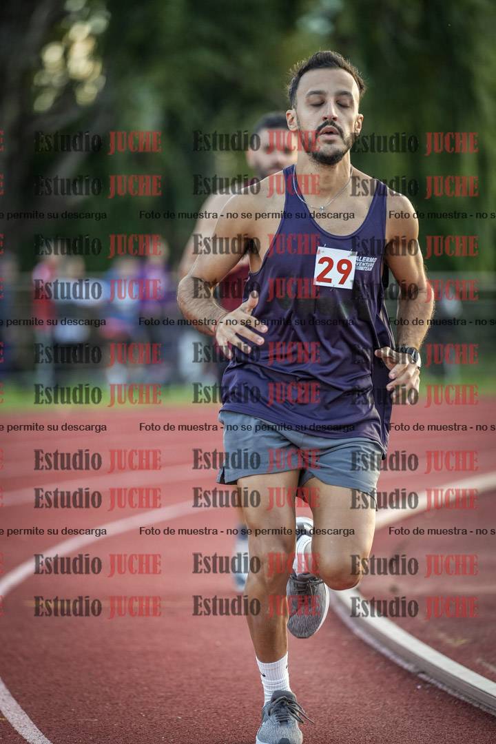 Fotos de los 1500 m llanos de varones