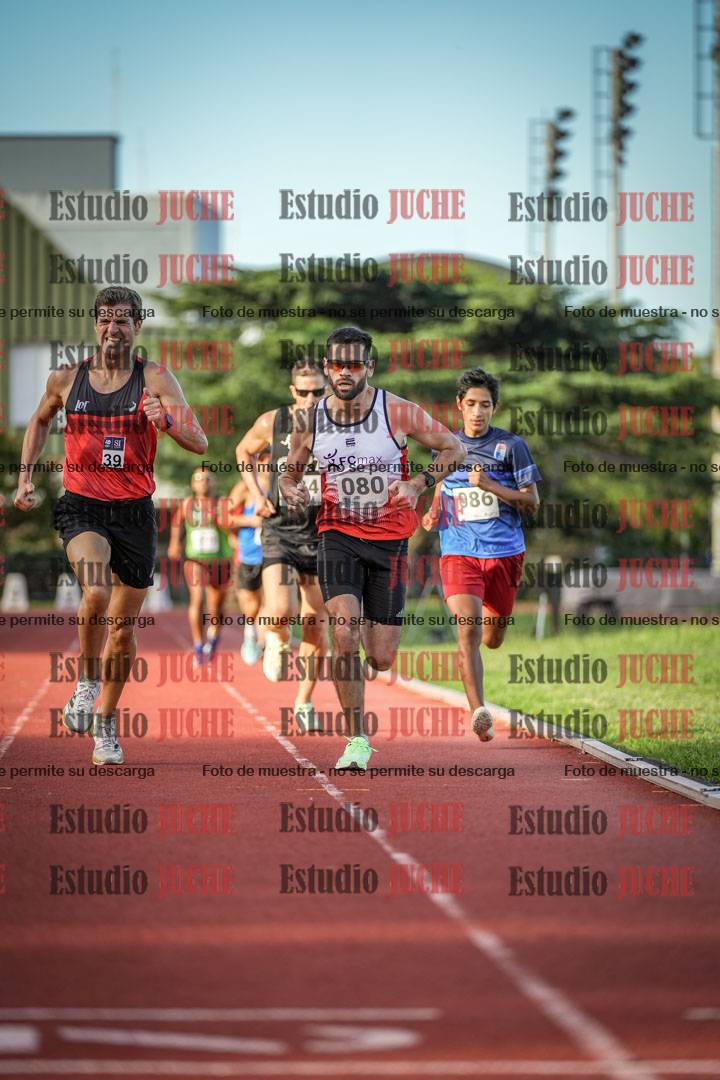 Fotos de los 1500 m llanos de varones