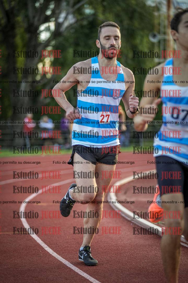Fotos de los 1500 m llanos de varones