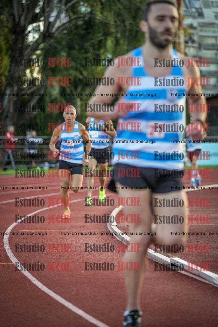 Fotos de los 1500 m llanos de varones