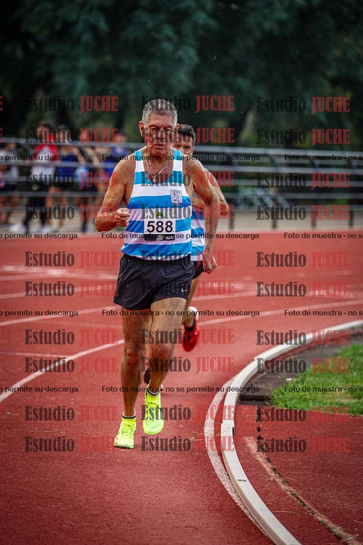Fotos de los 3000 m llanos de varones
