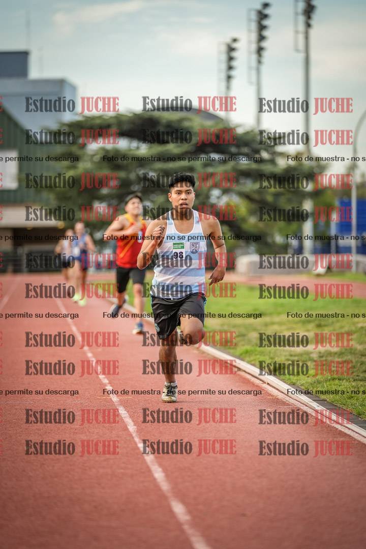 Fotos de los 3000 m llanos de varones