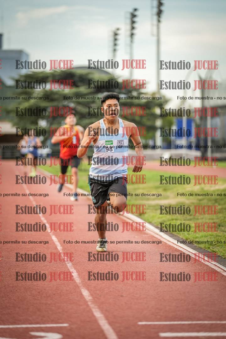 Fotos de los 3000 m llanos de varones