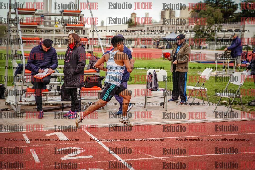 Fotos de los 3000 m llanos de varones