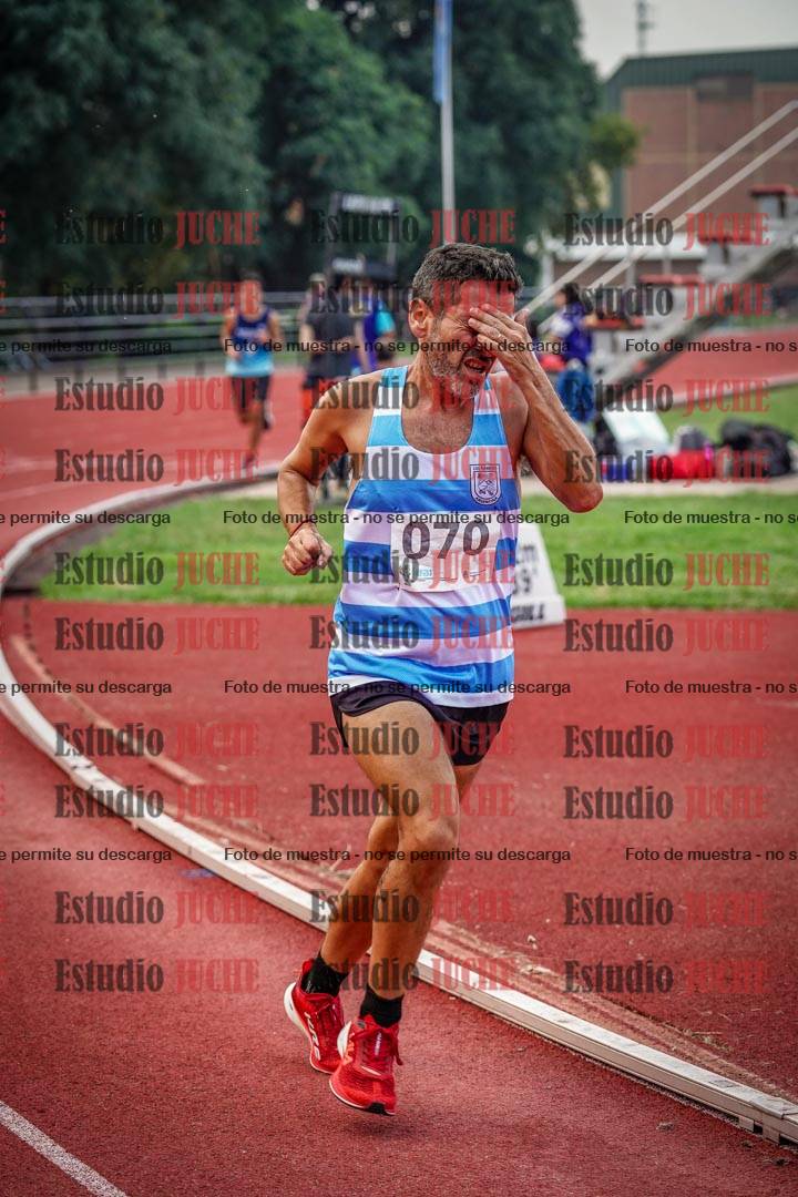 Fotos de los 3000 m llanos de varones
