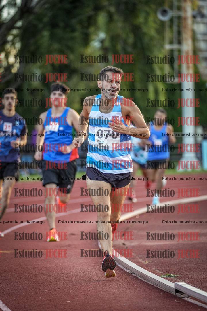 Fotos de los 1500 m llanos de varones