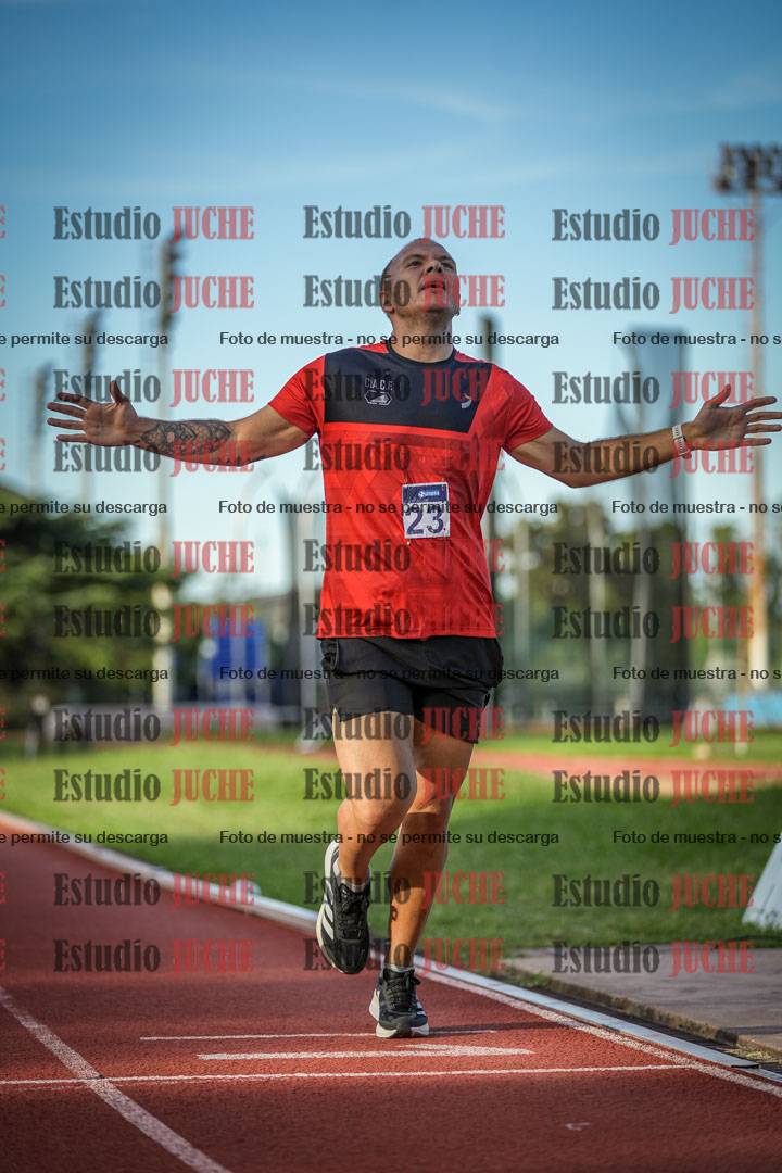 Fotos de los 1500 m llanos de varones
