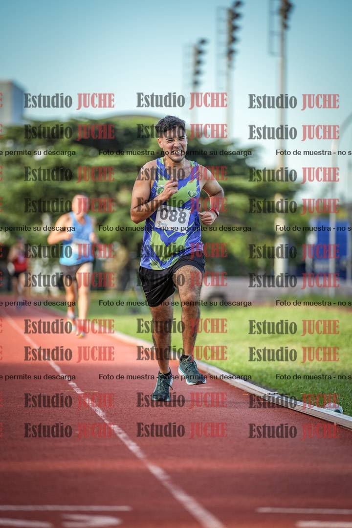 Fotos de los 1500 m llanos de varones