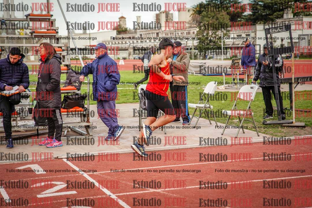 Fotos de los 3000 m llanos de varones