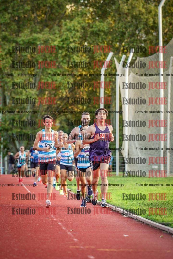 Fotos de los 1500 m llanos de varones