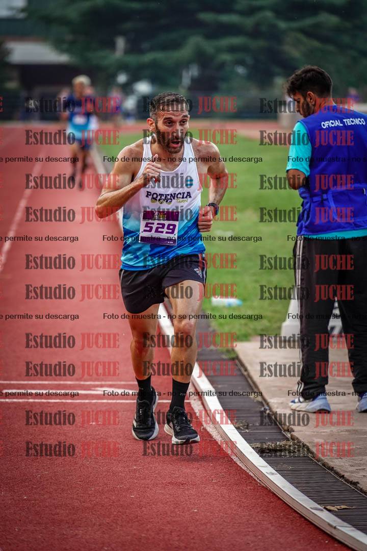 Fotos de los 3000 m llanos de varones