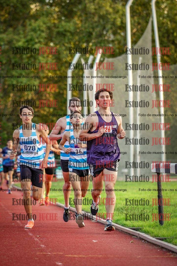 Fotos de los 1500 m llanos de varones