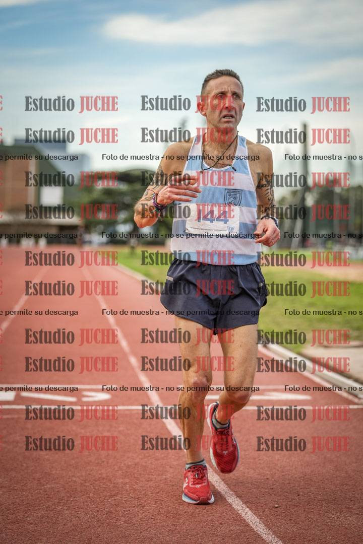 Fotos de los 3000 m llanos de varones