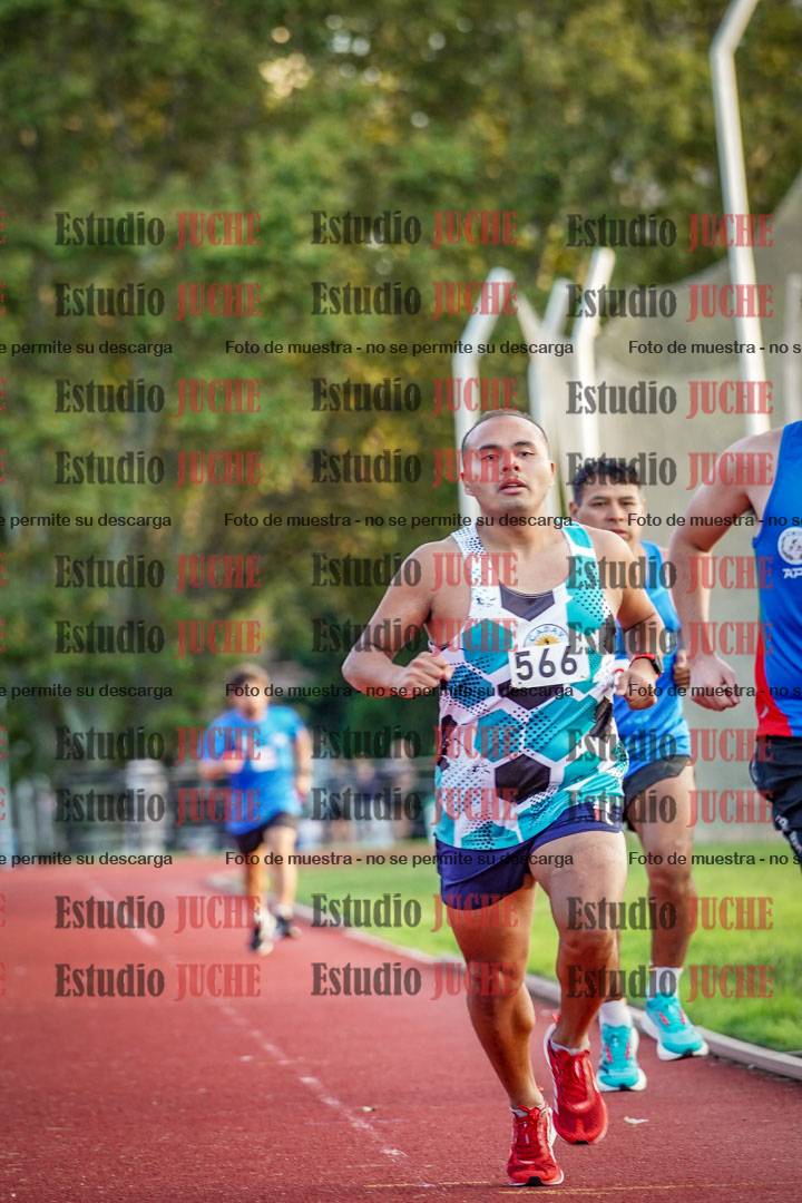 Fotos de los 1500 m llanos de varones