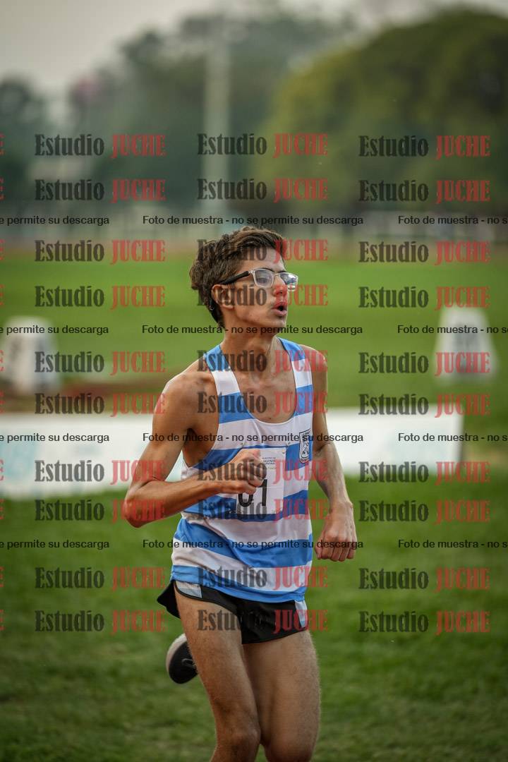 Fotos de los 3000 m llanos de varones