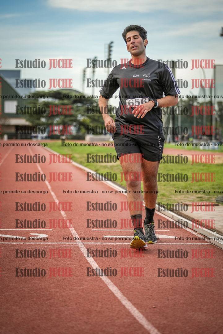 Fotos de los 3000 m llanos de varones