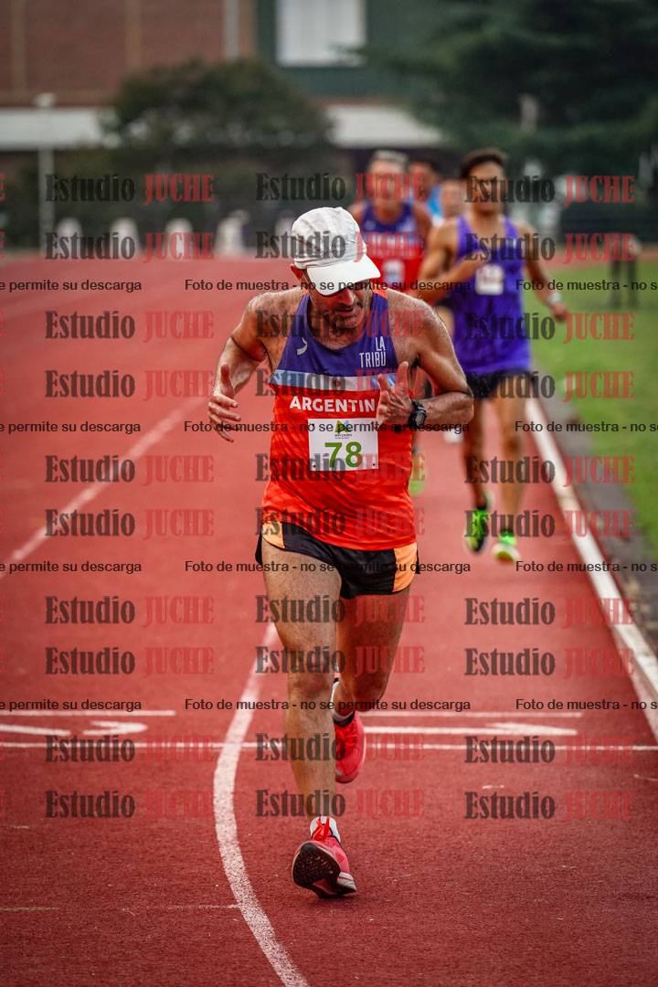 Fotos de los 3000 m llanos de varones