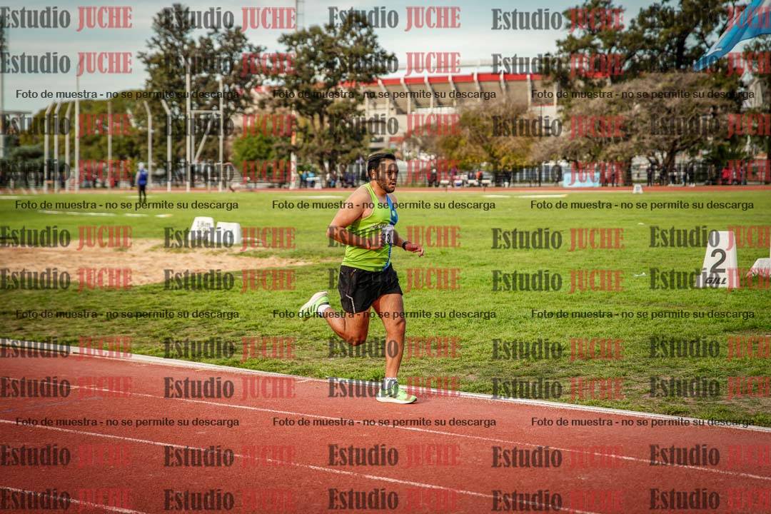 Fotos de los 3000 m llanos de varones