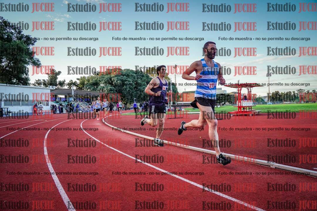 Fotos de los 1500 m llanos de varones