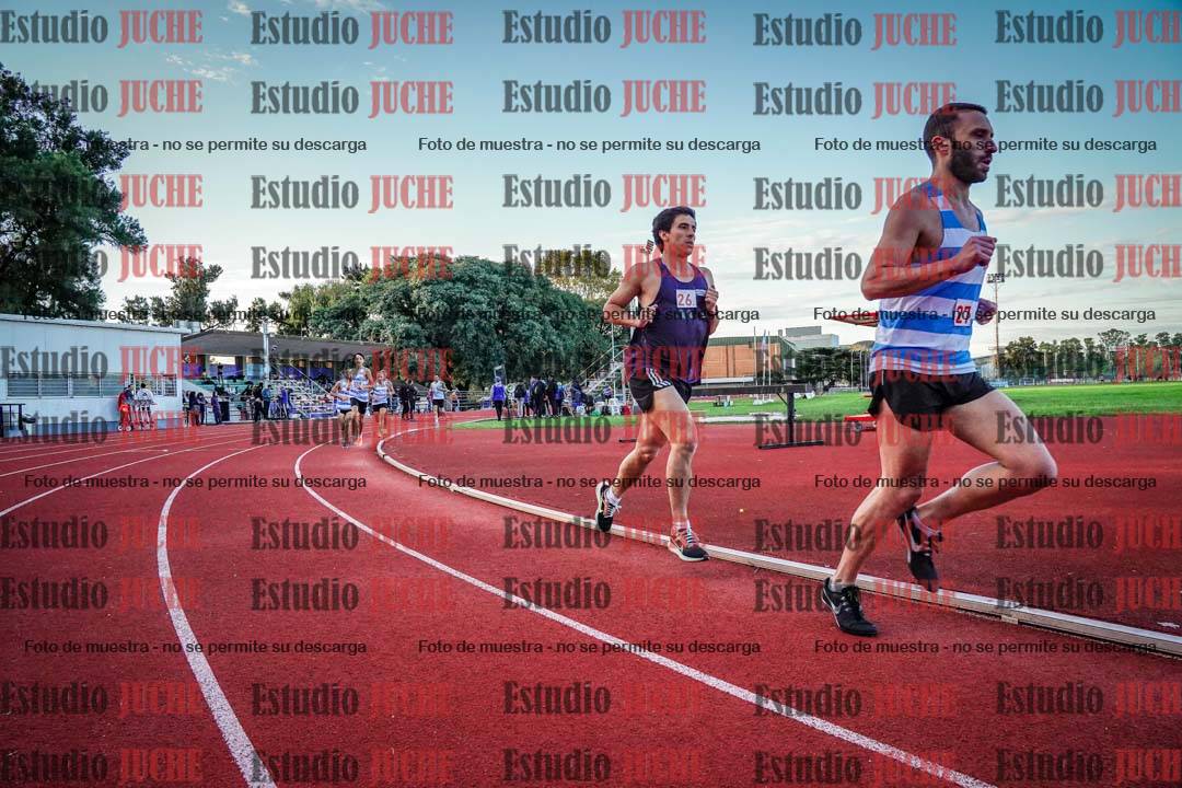 Fotos de los 1500 m llanos de varones