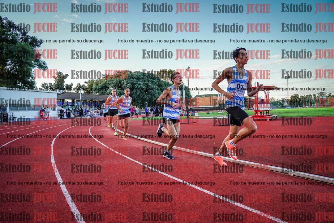 Fotos de los 1500 m llanos de varones