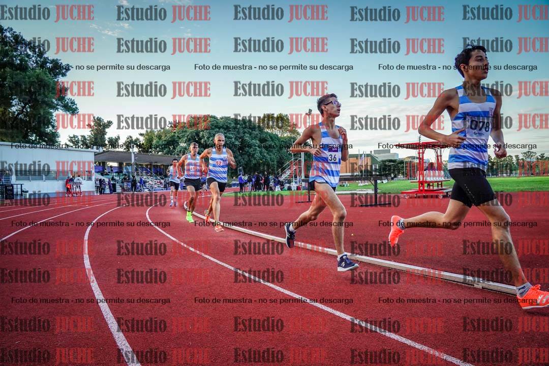 Fotos de los 1500 m llanos de varones